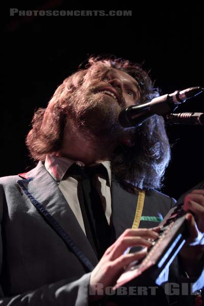 GUILLEMOTS - 2011-05-02 - PARIS - Cafe de la Danse - 